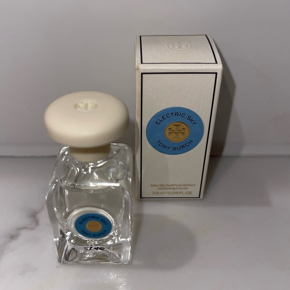 New Tory Burch Electric Sky Eau de parfum mini - Picture 2 of 4